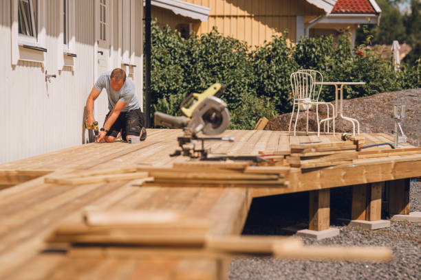 Decks & Outdoor Living